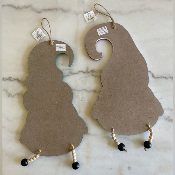 Holiday Decorations - Picture 4 of 5